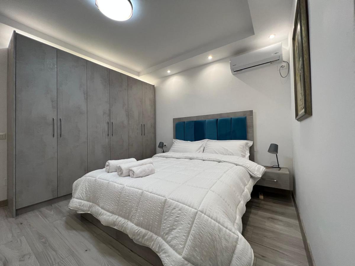 Apartment Tirana On Myslym Shyri Exterior photo